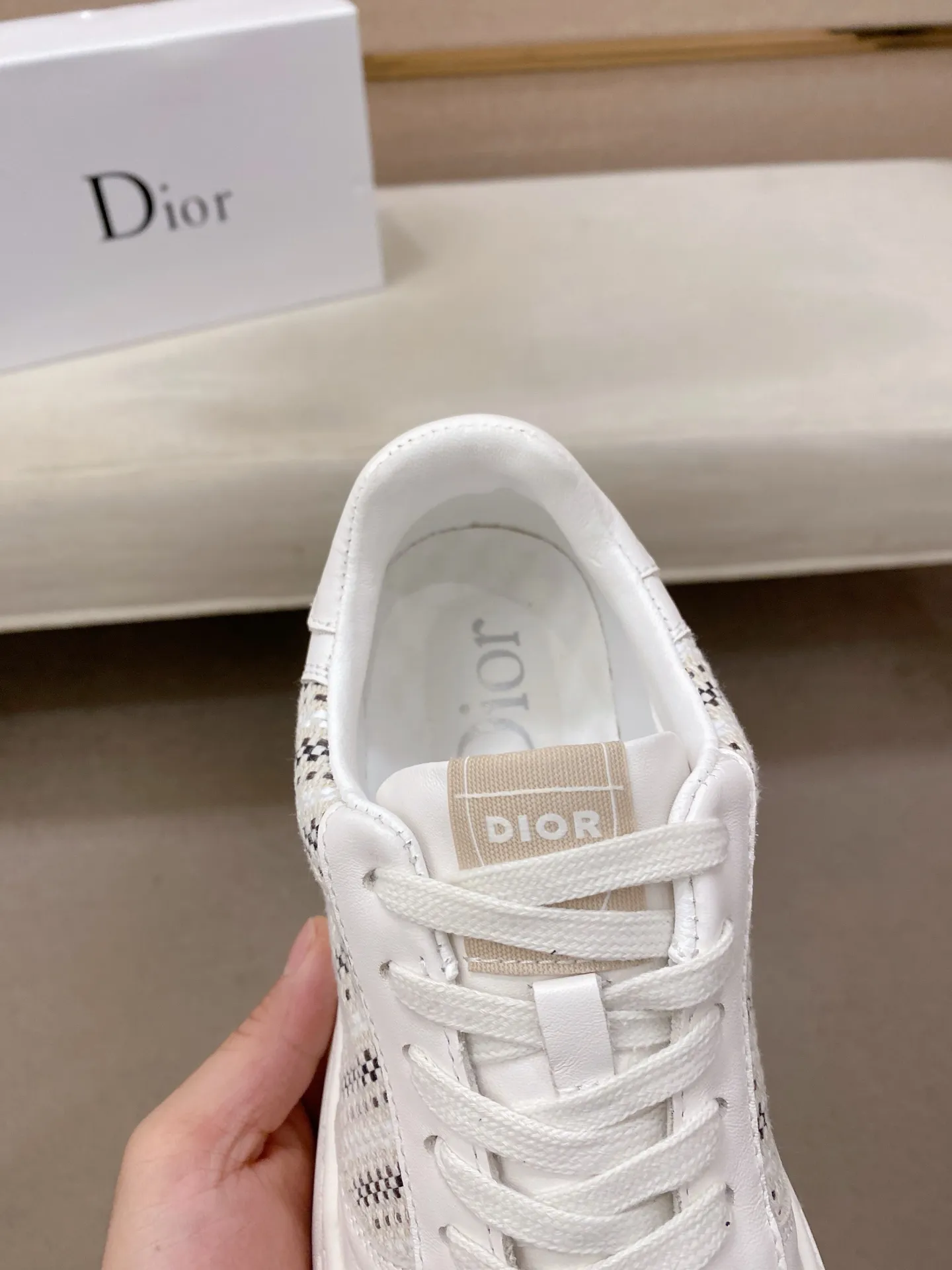 Men's men's shoes 💰 420💰🇮🇹🇮🇹Dior D new model is on sale at the same time, upper 🇮🇹Imported stretch fabric from Italy Fully imported sheepskin lining💪💪, completely 1⃣️ to 1⃣️🇮🇹💪💪, ⚠Sole: Original sole provided by the original factory, exclusive movable molded sole super comfortable, ⚠Original factory follow-up, 🔍🔍high quality, you can come in and out at will, welcome to compare⚠. Code number:38-44